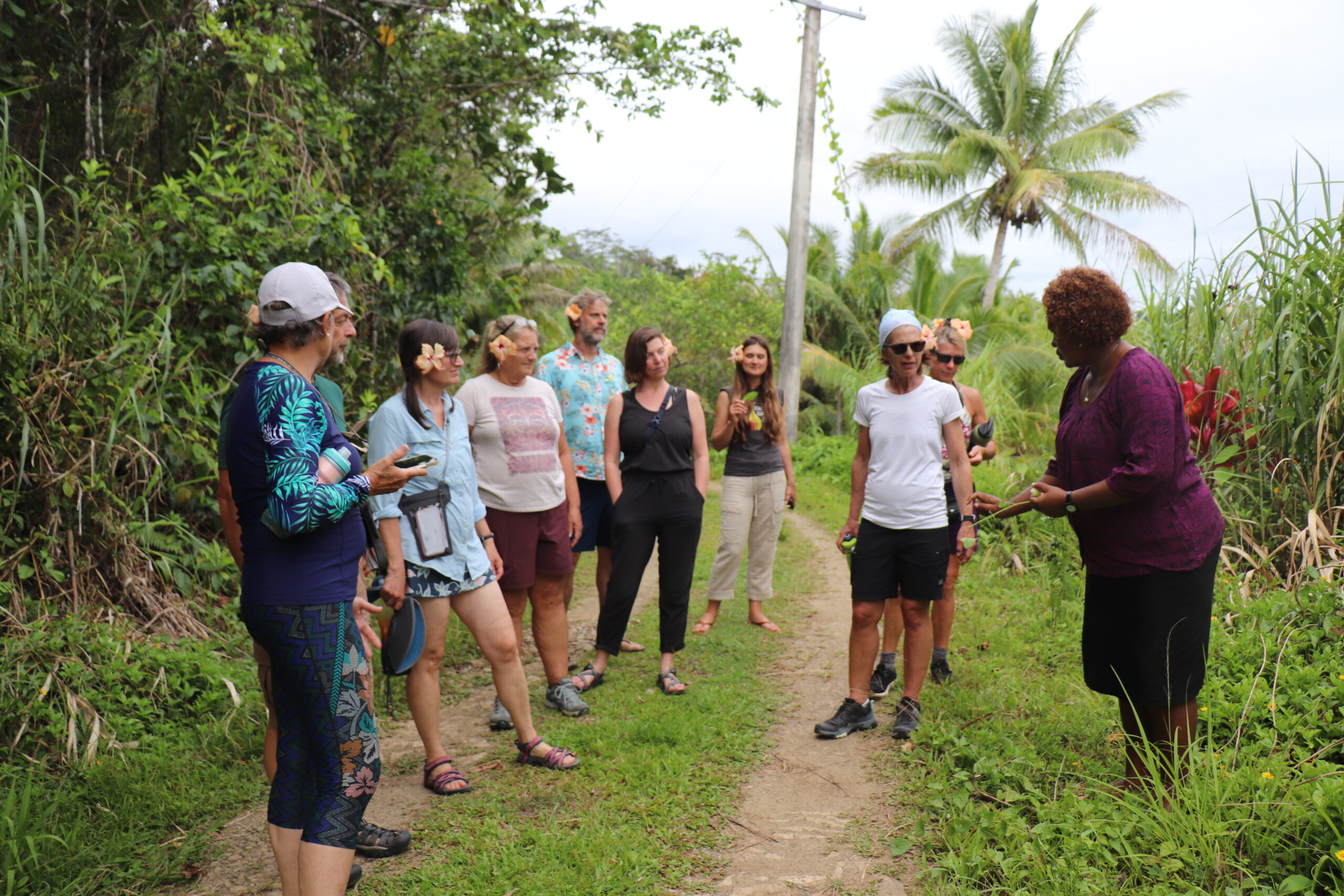 People learning to speak Fijian